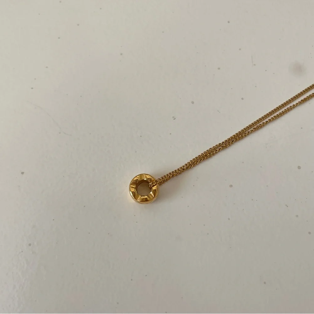 Gold Necklace with Textured Quilted Barrel Pendant - Picture 5 of 8